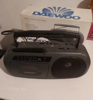 Radio Cassette Daewoo Gris vitange.