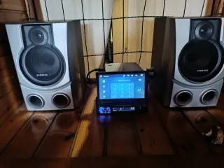 Altavoces Samsung Plata y Negro