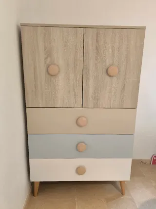 Armario juvenil madera 2 puertas y 3 cajones