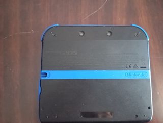 Nintendo 2DS + Ace Combat Assault Horizon