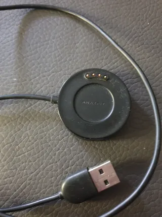 Reloj Inteligente Amazfit Negro + Cargador