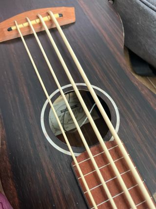 Aklot Ukelele Bajo Eléctrico Acústico