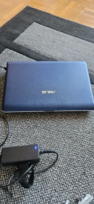 Mini portátil ASUS Eee PC