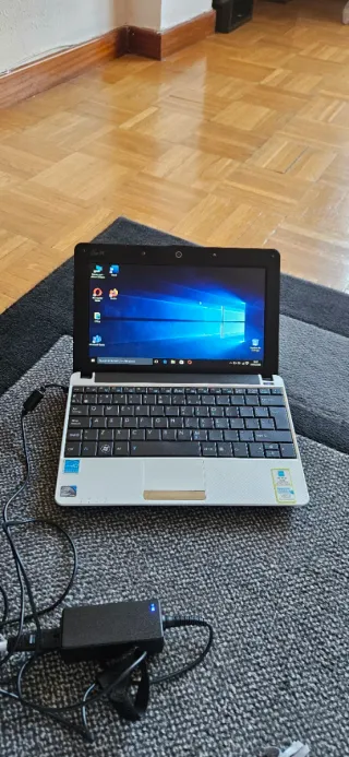 Mini portátil ASUS Eee PC