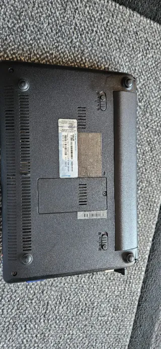 Mini portátil ASUS Eee PC