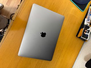 MacBook Pro 13 2020 Plata
