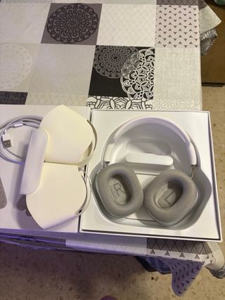 Cascos Inalámbricos Apple Silver