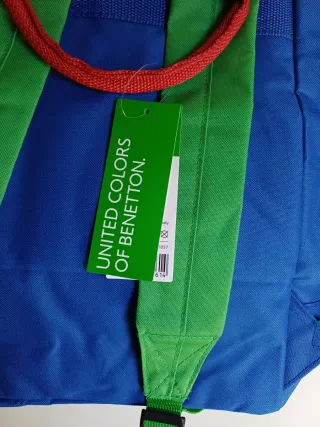 Bolsa Benetton azul y plateada