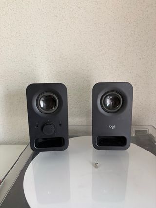 Altavoces Logitech Negros