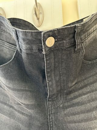 Vaqueros Núñez de Arenas Negros/Grises