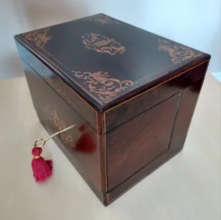 Licorera francesa Cave à Liqueur Napoleó III