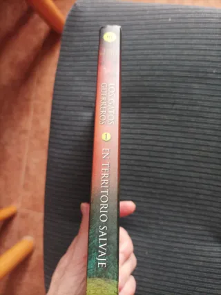 En territorio salvaje / Into the Wild (GATOS GU...