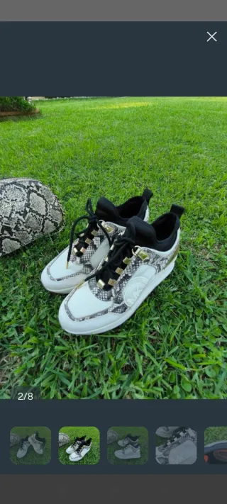 Zapatillas Michael Kors Blancas y Doradas