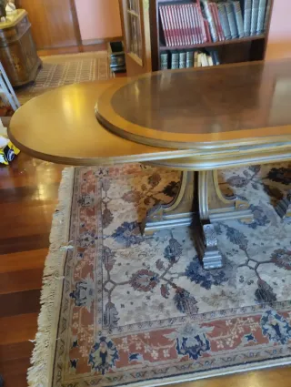 Tavolo da pranzo in legno massello