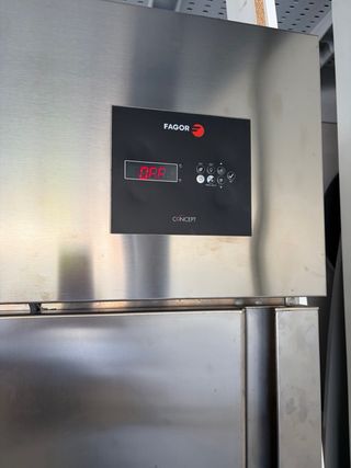 Nevera industrial Fagor 2 temperaturas