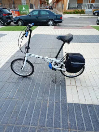 Bicicleta pieghevole bianca JP-91
