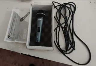 Micrófono JTS TK-600 + Cable