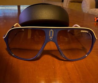 Gafas de sol Carrera azules y blancas
