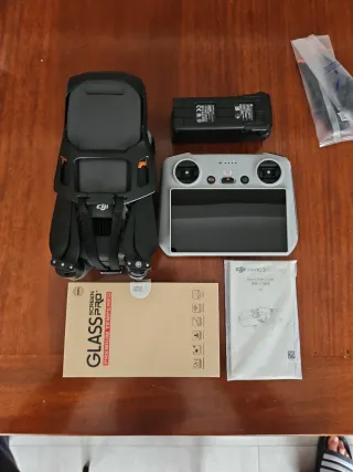 Dji Mavic 3 Classic + 2 batterie + Dji RC