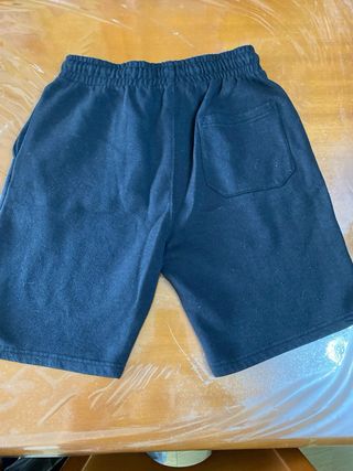 Pantalón corto negro