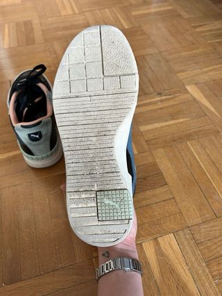 Zapatillas Puma Negras y Rosas