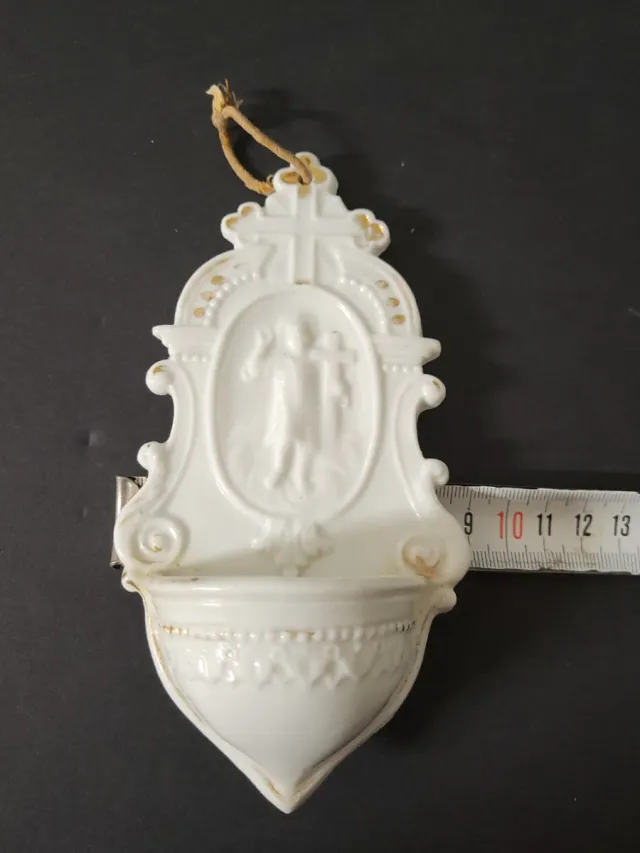 Benditera cerámica blanca vintage