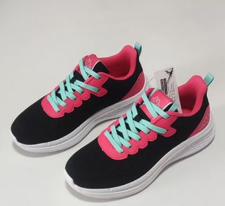 Zapatillas Kappa Negras y Rosas