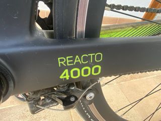 Bicicleta de carretera Merida Reacto