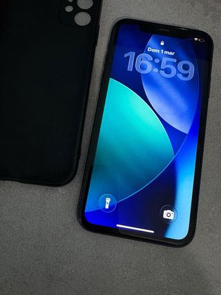 iPhone 11 64GB Ottime Condizioni+cover+caricatore