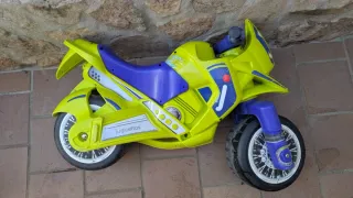 Moto correpasillos Juguettos niño