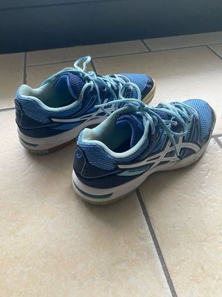 Scarpe sportive Asics blu e bianche