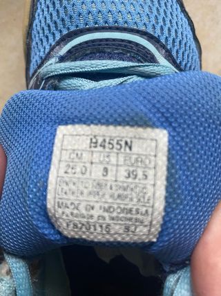 Scarpe sportive Asics blu e bianche