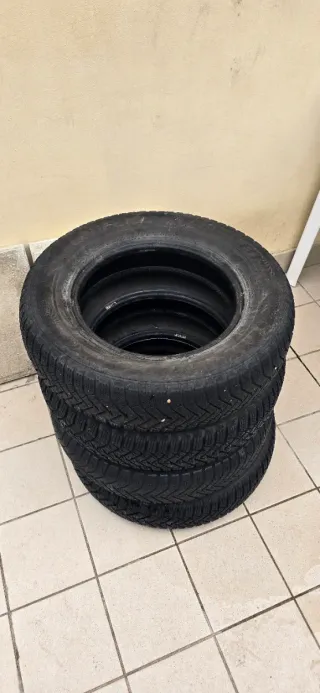 N.4 Pneumatici Laufenn 155/80 R13 79T 4 Stagioni