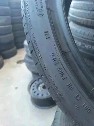 275 35 R21 103Y Pirelli - 1 neumático +80%