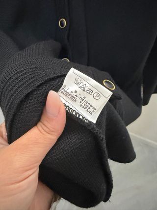 Rebeca elegante mujer negra