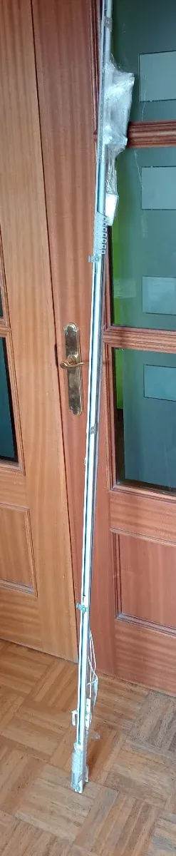 Rieles para cortinas metálicos