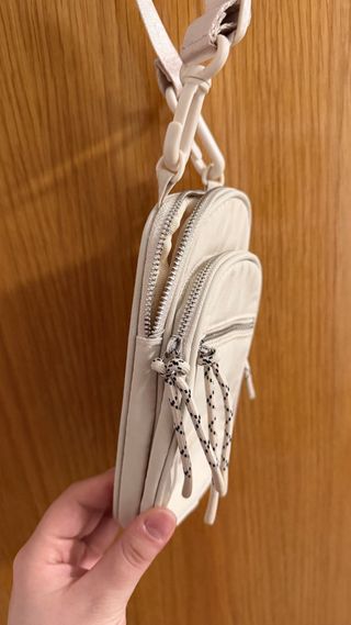 Bolso Zara transparente beige