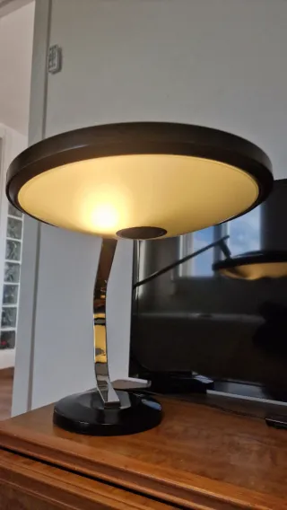 Lámpara de mesa FASE diseño vintage