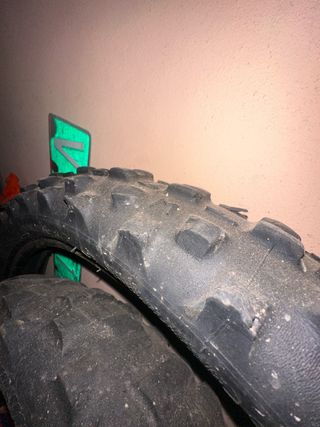 Neumático Michelin Enduro Medium Delantero