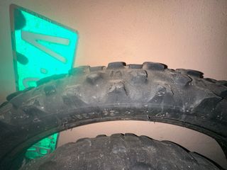 Neumático Michelin Enduro Medium Delantero