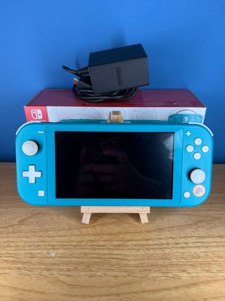 Nintendo Switch Lite - Animal Crossing Edition