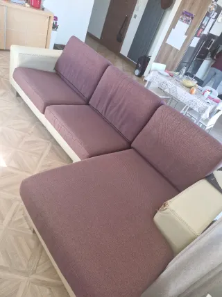Sofá Chaiselongue Beige y Morado