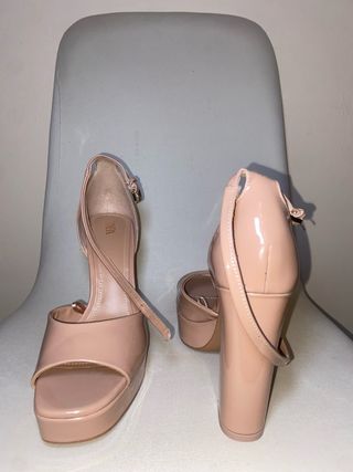 Tacones beige plataforma