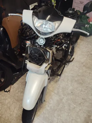 Honda SH 125/150 para piezas