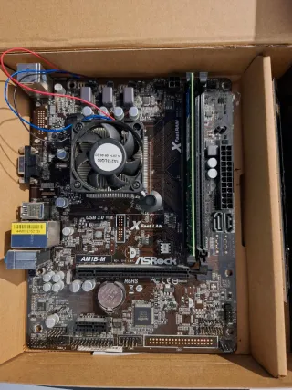 ASRock AM1B-M + AMD Athlon 5300 + RAM