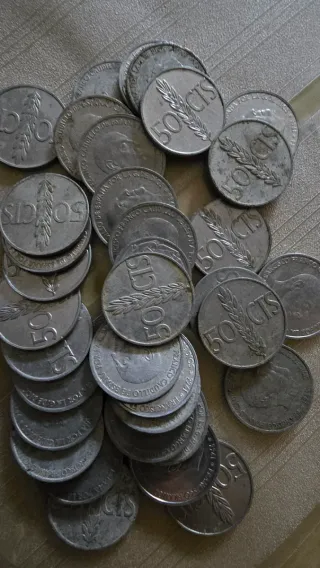 Lote de monedas de varias epocas (11 kg)