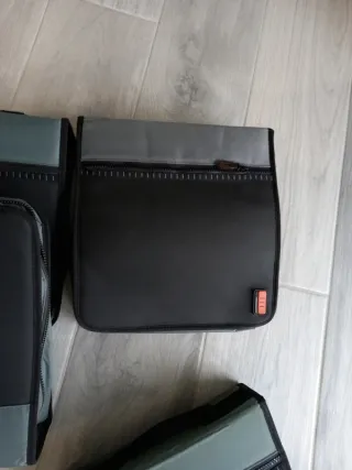 Set 4 valigette porta CD 200 spazi