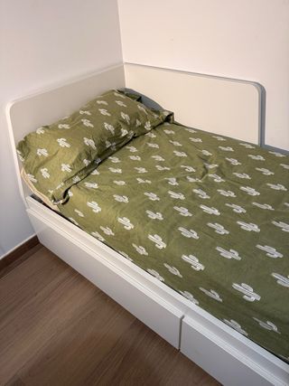 Diván IKEA FLEKKE blanco con 2 cajones