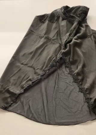 Sottoveste con incrocio sulla schiena