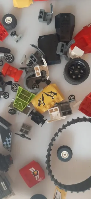 Lotto di pezzi Lego originali per macchinine